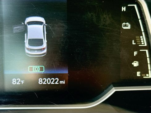 Used 2020 Hyundai Ioniq Blue image 37