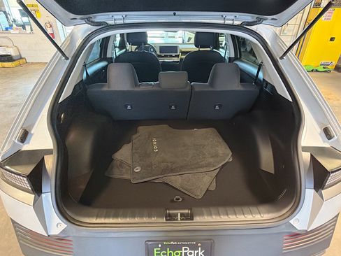 Used 2024 Hyundai Ioniq 5 SE image 28