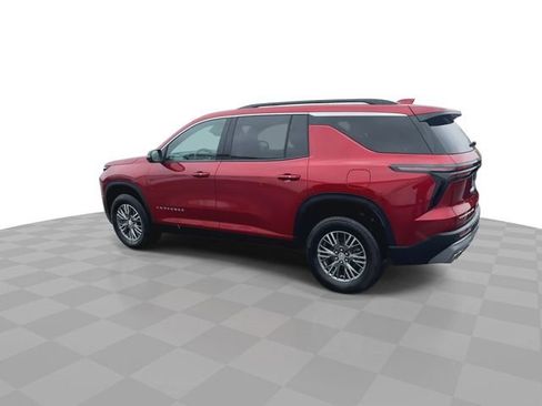 Certified 2024 Chevrolet Traverse LT image 7