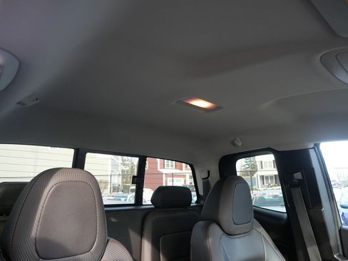 Used 2016 GMC Canyon SLE w/ All Terrain Adventure Package image 23