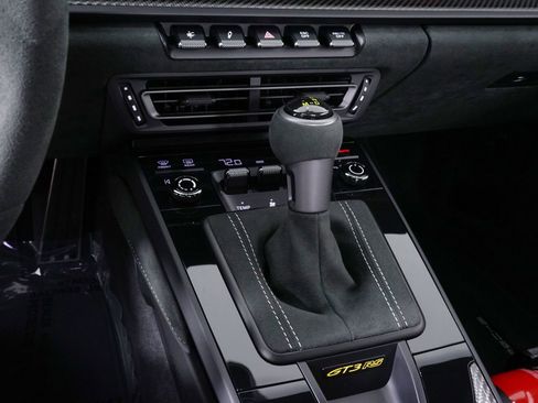 Used 2025 Porsche 911 GT3 RS RWD image 27