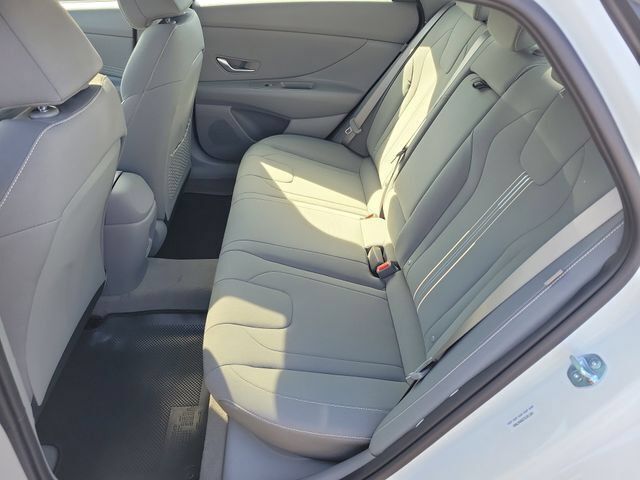 New 2026 Hyundai Elantra SEL Sport Premium FWD image 20