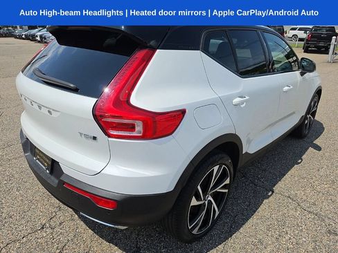 Used 2019 Volvo XC40 T5 R-Design AWD/4WD image 4