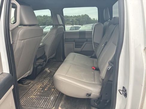 Used 2022 Ford F250 XL w/ Power Equipment Group RWD image 6