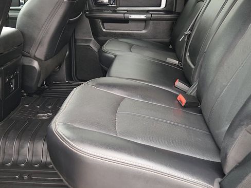 Used 2018 RAM 3500 Laramie w/ Convenience Group AWD/4WD image 24