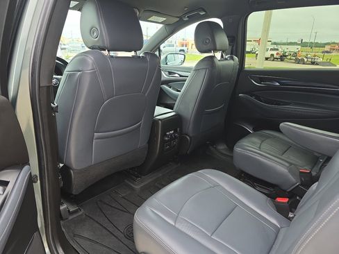 Used 2022 Buick Enclave Premium FWD image 14