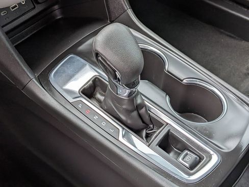 Used 2024 Chevrolet Equinox LS w/ LS Convenience Package FWD image 20