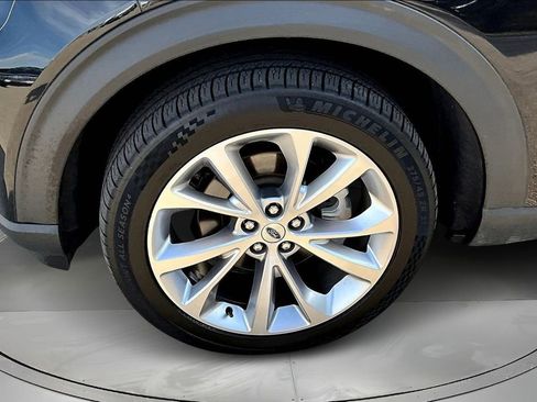 Used 2022 Ford Explorer Platinum w/ Equipment Group 601A image 30