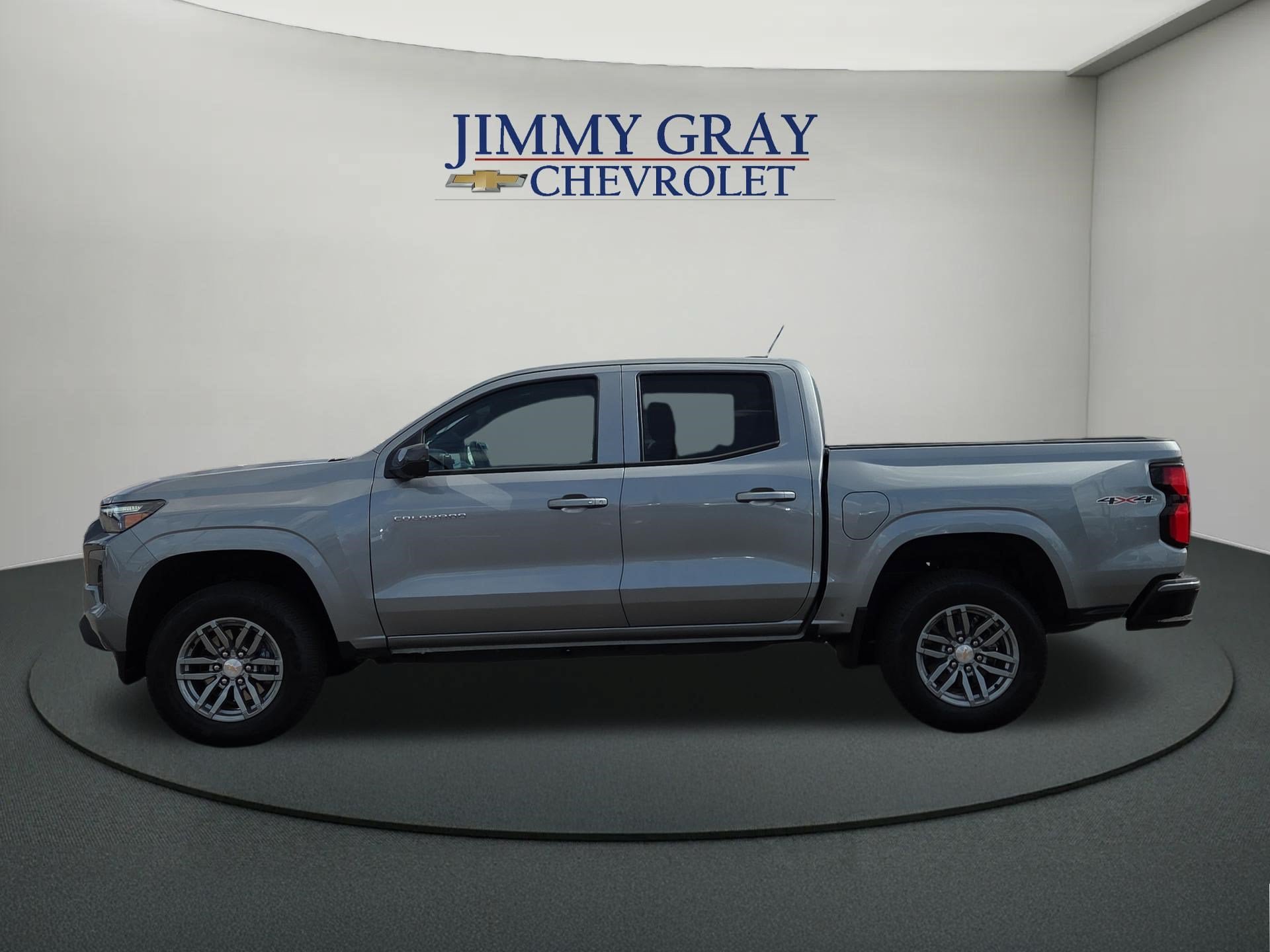 New 2026 Chevrolet Colorado LT w/ LT Convenience Package AWD/4WD image 2