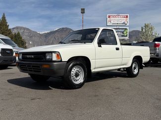 Used 1991 Toyota Pickup 2WD Regular Cab video 1