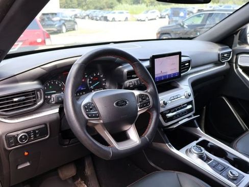 Used 2023 Ford Explorer Timberline w/ Timberline Technology Package AWD/4WD image 8