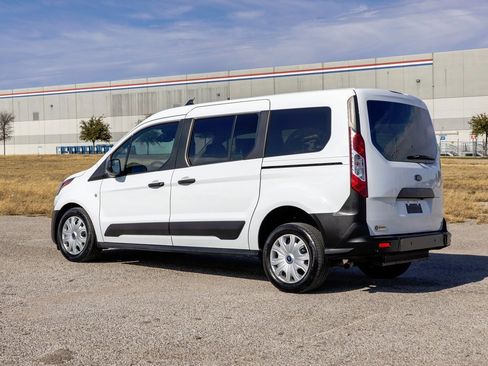 Used 2022 Ford Transit Connect XL image 5