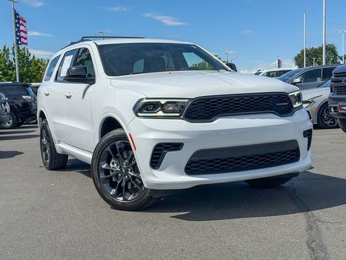 Used 2024 Dodge Durango GT w/ Blacktop Package AWD/4WD image 2