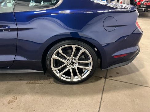 Used 2019 Ford Mustang GT Premium RWD image 36