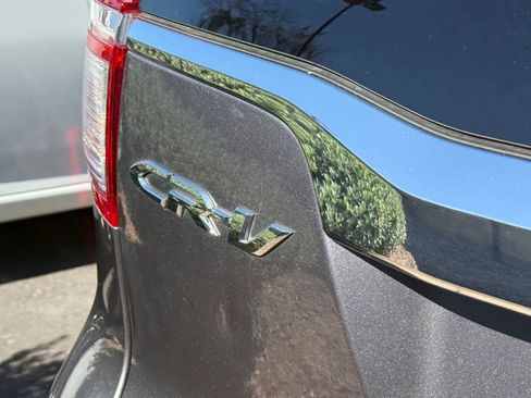 Used 2018 Nissan Rogue SV image 12