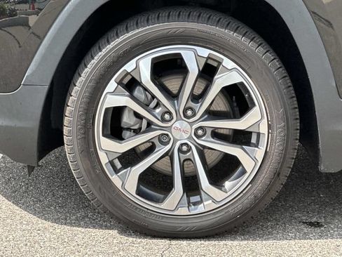 Used 2019 GMC Terrain SLT w/ Preferred Package AWD/4WD image 8
