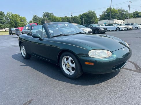 Used 1999 MAZDA MX-5 Miata 10th Anniversary Edition RWD image 3