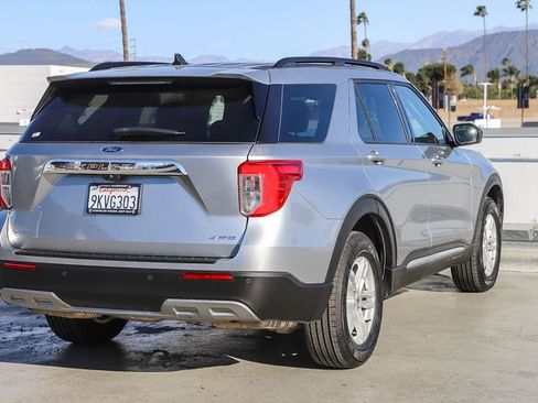 Used 2024 Ford Explorer XLT w/ Equipment Group 202A AWD/4WD image 10