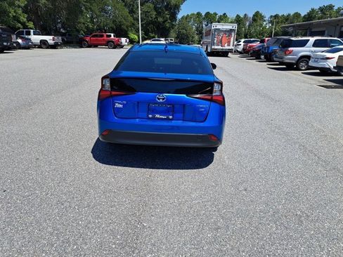 Used 2021 Toyota Prius L Eco image 5