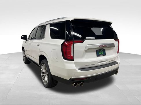 Certified 2021 GMC Yukon Denali w/ Denali Premium Package AWD/4WD image 7