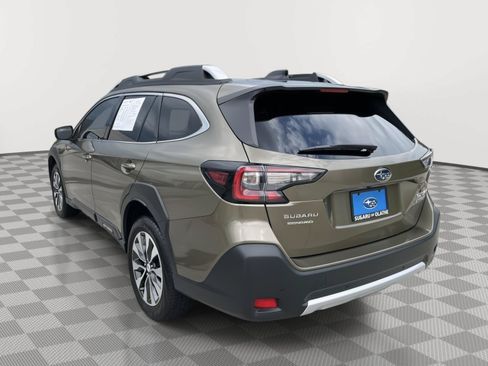 Used 2025 Subaru Outback Touring XT AWD/4WD image 12
