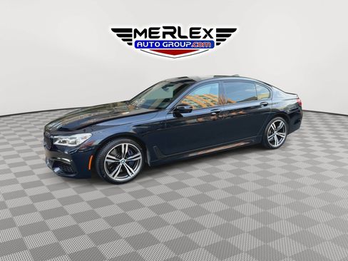 Used 2019 BMW 750i w/ M Sport Package RWD image 4