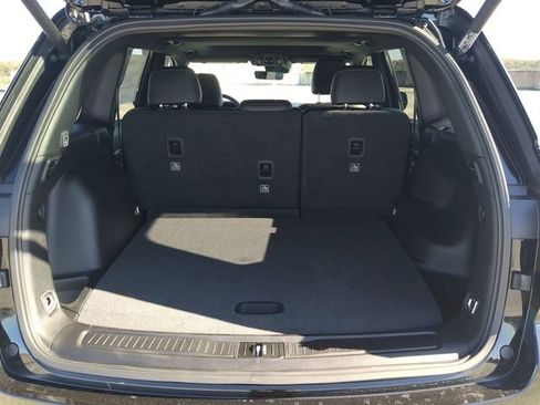 New 2026 Jeep Grand Cherokee Altitude RWD image 14