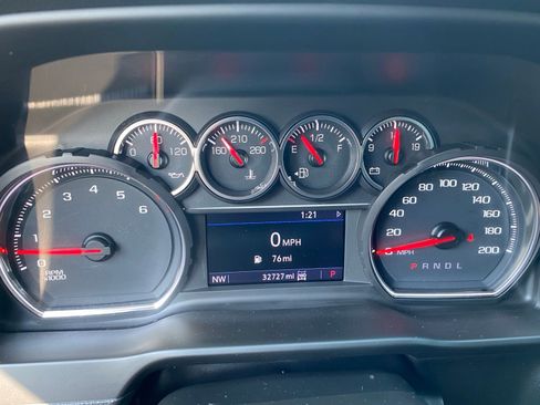 Used 2022 Chevrolet Silverado 1500 LT Trail Boss w/ Convenience Package II image 14