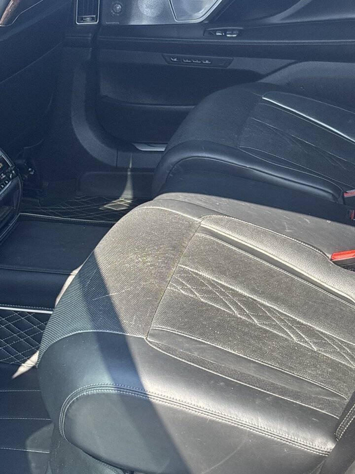 Used 2019 BMW M760i xDrive w/ Luxury Rear Seating Package AWD/4WD image 19