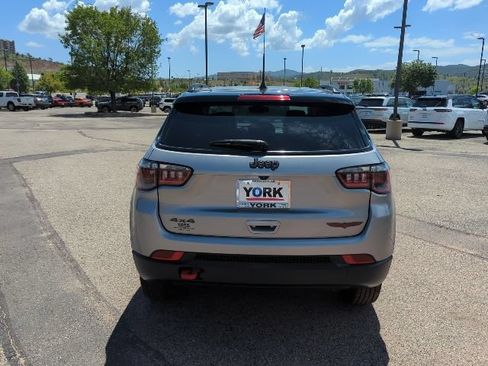 Certified 2022 Jeep Compass Trailhawk w/ Trailhawk Convenience Group AWD/4WD image 5