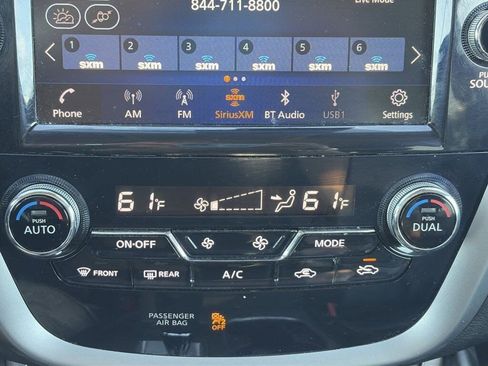 Used 2023 Nissan Murano SV image 14