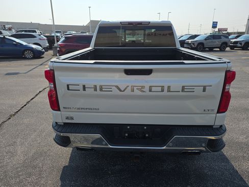Used 2020 Chevrolet Silverado 1500 LTZ w/ LTZ Premium Package AWD/4WD image 5