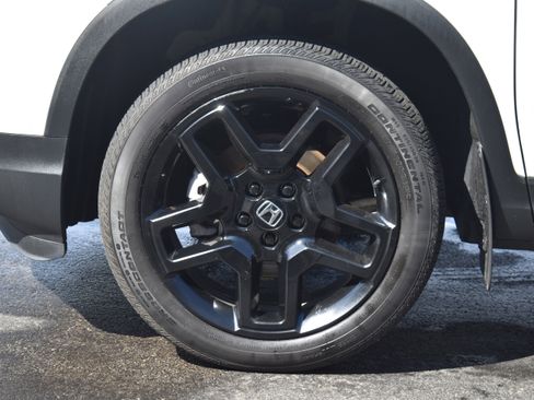 Used 2024 Honda Passport Black Edition image 40