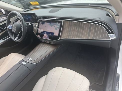 Certified 2025 Mercedes-Benz E 350 Sedan image 32
