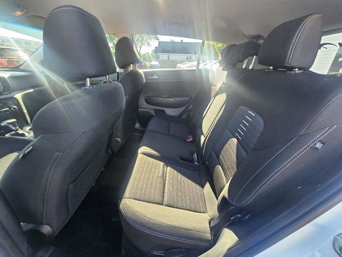 Used 2018 Kia Sportage LX AWD/4WD image 22