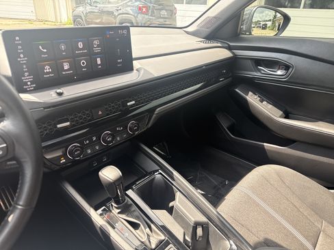Used 2024 Honda Accord Sport image 22