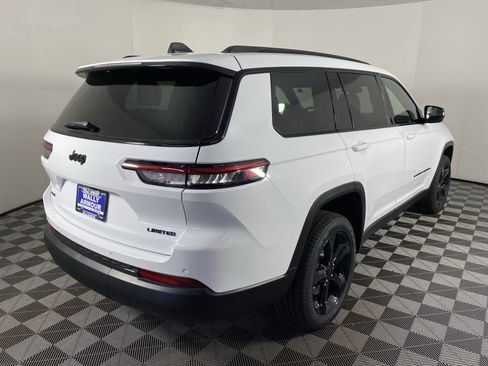 New 2025 Jeep Grand Cherokee L Limited w/ Black Appearance Package image 8