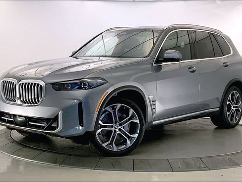 Certified 2026 BMW X5 xDrive40i AWD/4WD image 11