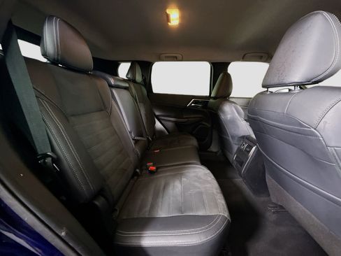 Used 2022 Mitsubishi Outlander SE FWD image 27