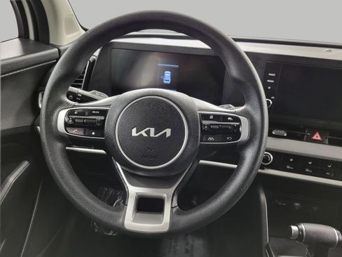 Used 2025 Kia Sportage LX AWD/4WD image 37