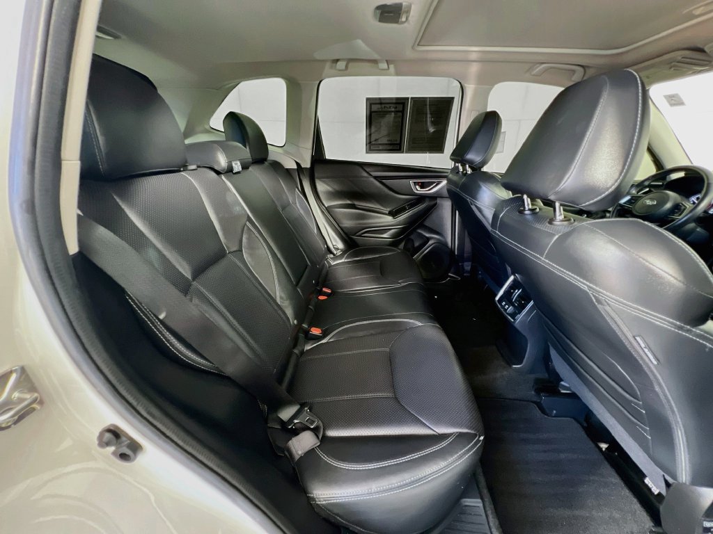 Used 2020 Subaru Forester Limited AWD/4WD image 29