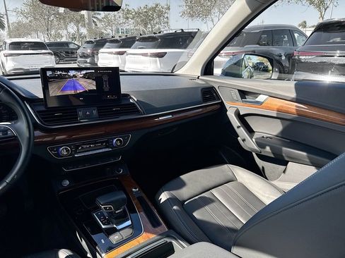 Used 2022 Audi Q5 2.0T Premium image 23