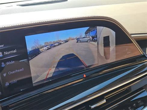 Used 2024 Cadillac Escalade Sport w/ LPO, ONYX Package image 32