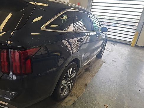 Used 2024 Kia Sorento SX Prestige image 4