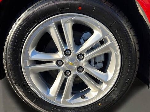 Used 2017 Chevrolet Cruze LT w/ Convenience Package image 34