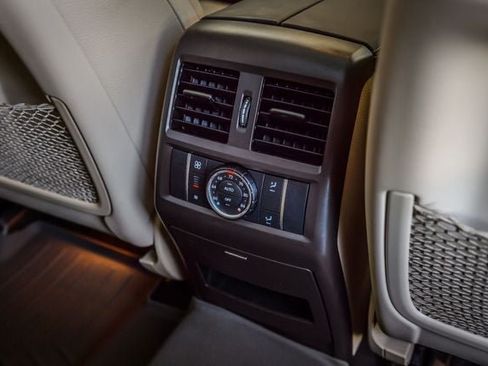 Used 2018 Mercedes-Benz GLS 550 4MATIC image 50