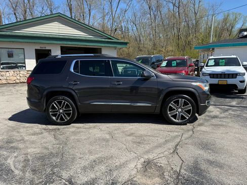 Used 2017 GMC Acadia Denali w/ Technology Package AWD/4WD image 6