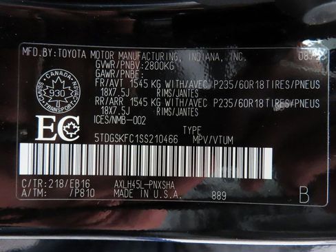 Used 2025 Toyota Sienna XSE image 57