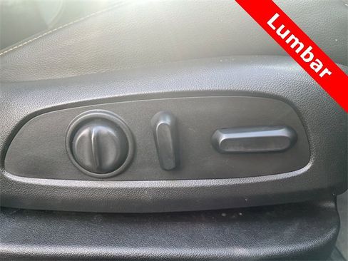 Used 2020 Chevrolet Traverse RS image 26