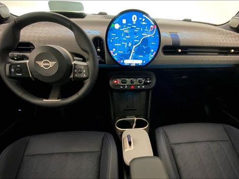 Used 2025 MINI Cooper S image 16